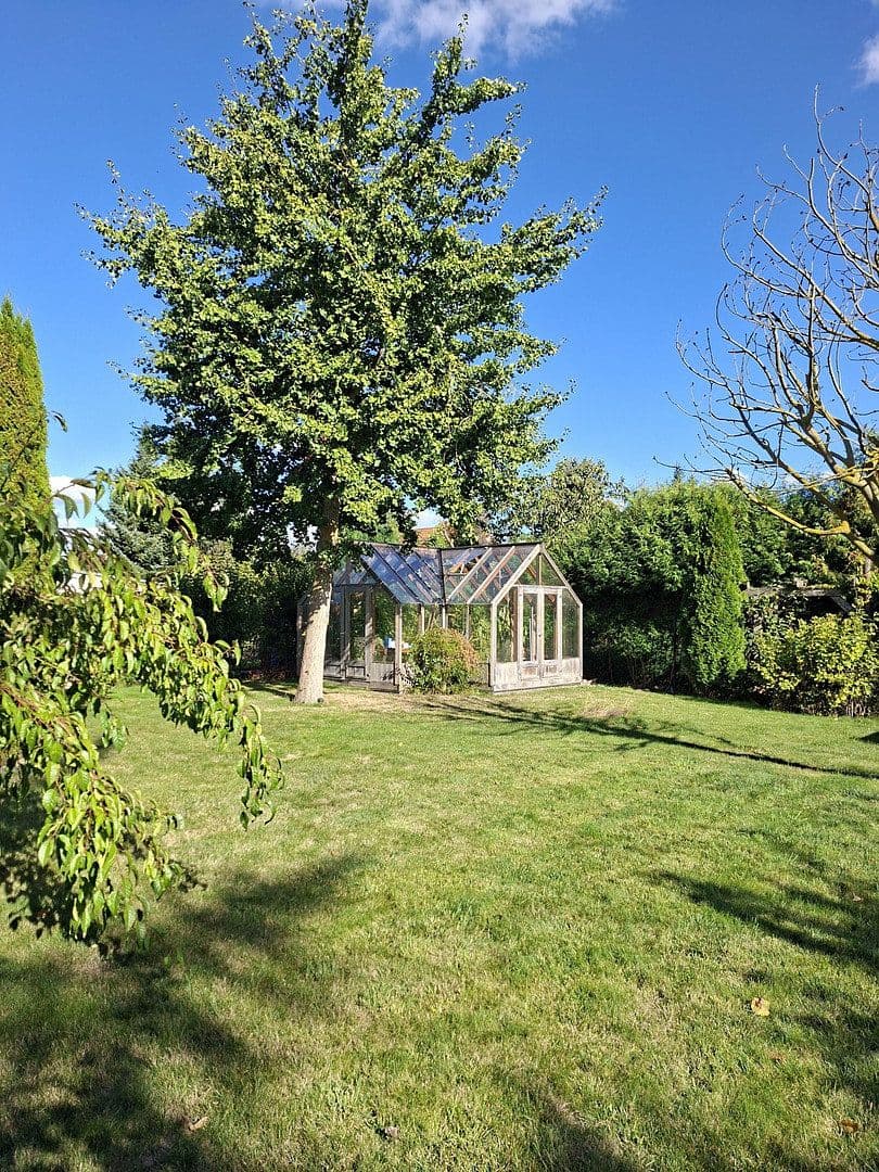 Predaj domu 250 m², pozemok 1.340 m², Oschersleben, Sasko-Anhaltsko Predaj domu 250 m², pozemok 1.340 m², Oschersleben, Sasko-Anhaltsko