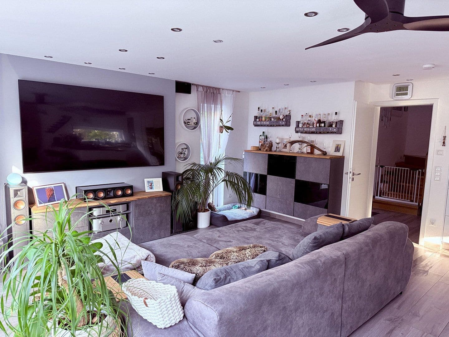 Predaj domu 195 m², pozemok 316 m², Brunnthal, Bavorsko Predaj domu 195 m², pozemok 316 m², Brunnthal, Bavorsko