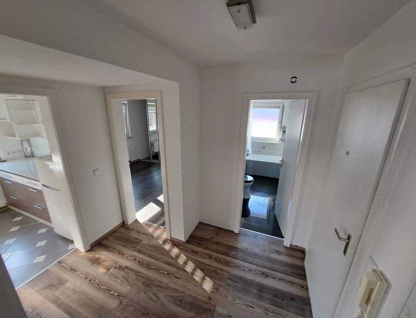 Prenájom bytu 2-izbový 49 m², Filderstadt, Bádensko-Wurttembersko Prenájom bytu 2-izbový 49 m², Filderstadt, Bádensko-Wurttembersko