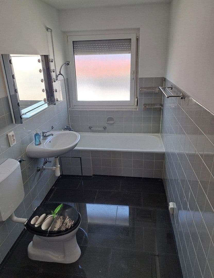 Prenájom bytu 2-izbový 49 m², Filderstadt, Bádensko-Wurttembersko Prenájom bytu 2-izbový 49 m², Filderstadt, Bádensko-Wurttembersko