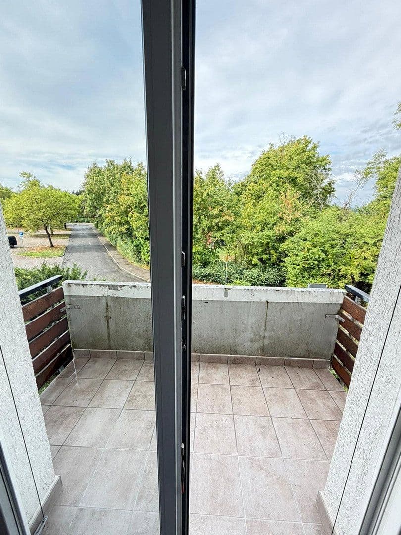 Prenájom bytu 3-izbový 75 m², Pforzheim, Bádensko-Wurttembersko Prenájom bytu 3-izbový 75 m², Pforzheim, Bádensko-Wurttembersko