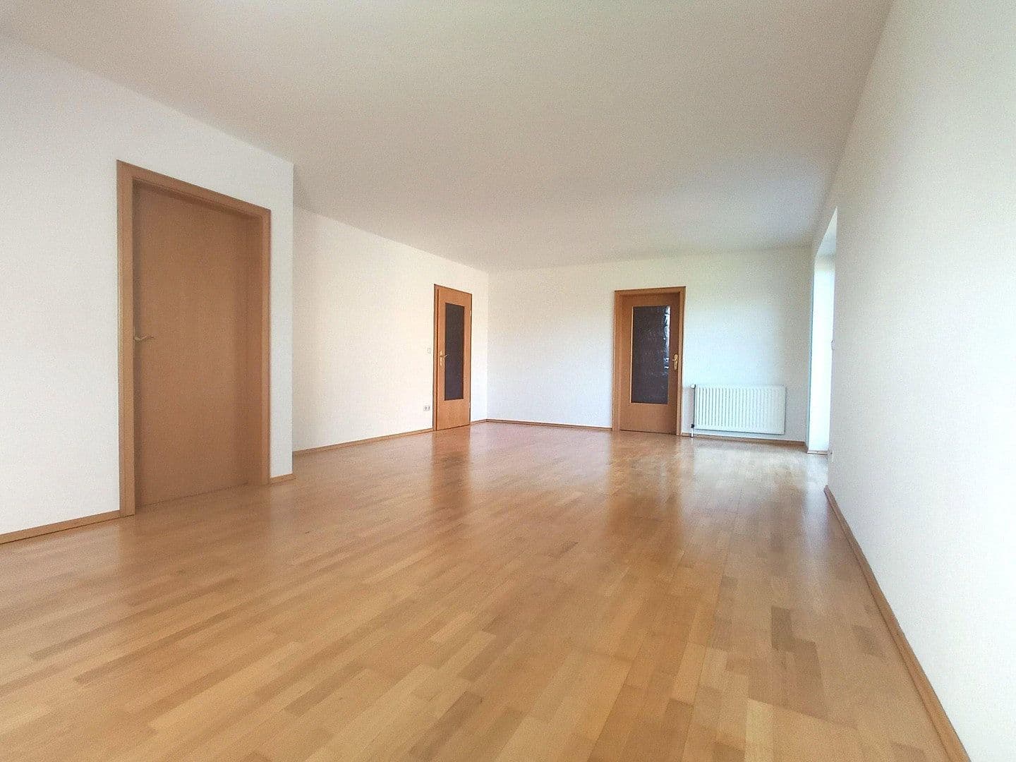 Predaj domu 365 m², pozemok 2.505 m², Schwerin, Meklenbursko-Predpomoransko Predaj domu 365 m², pozemok 2.505 m², Schwerin, Meklenbursko-Predpomoransko