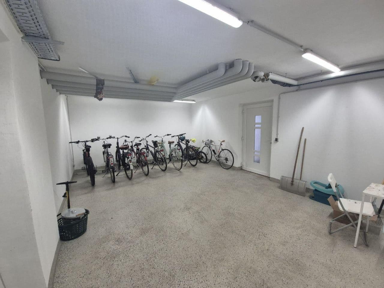 Prenájom bytu 3-izbový 66 m², Hüningerstraße 37, Berlin, Berlín Prenájom bytu 3-izbový 66 m², Hüningerstraße 37, Berlin, Berlín