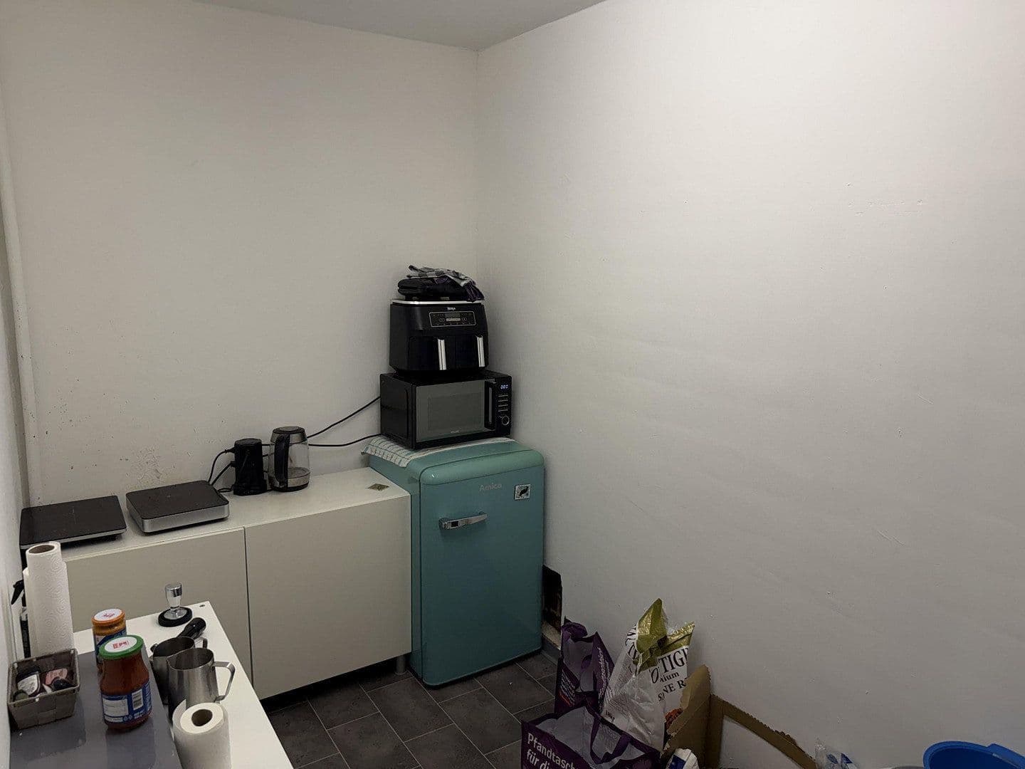 Prenájom nebytového priestoru 560 m², Würselen, Severné Porýnie - Westfálsko Prenájom nebytového priestoru 560 m², Würselen, Severné Porýnie - Westfálsko
