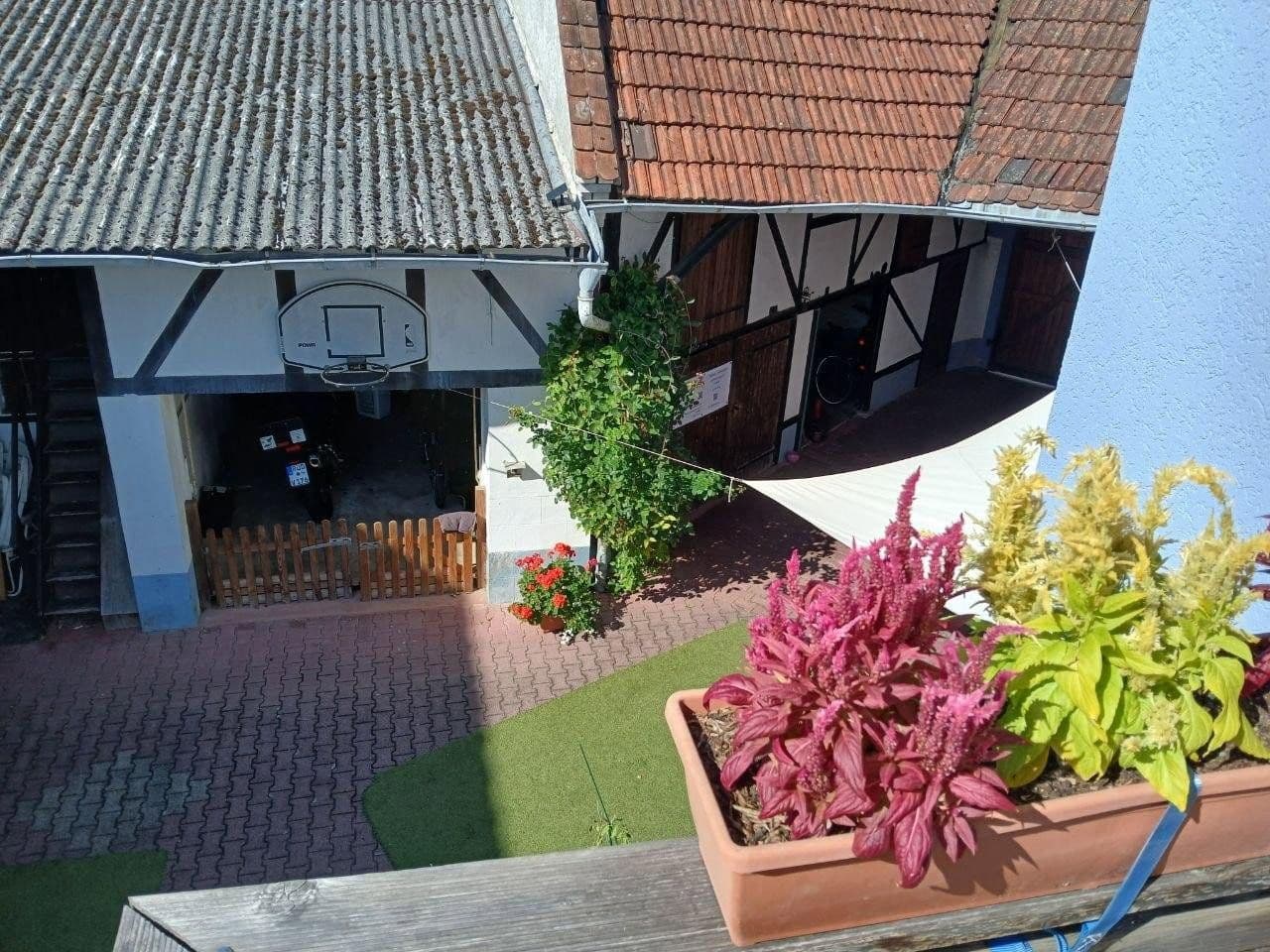 Predaj domu 277 m², pozemok 613 m², Niedernhausen, Hesensko Predaj domu 277 m², pozemok 613 m², Niedernhausen, Hesensko