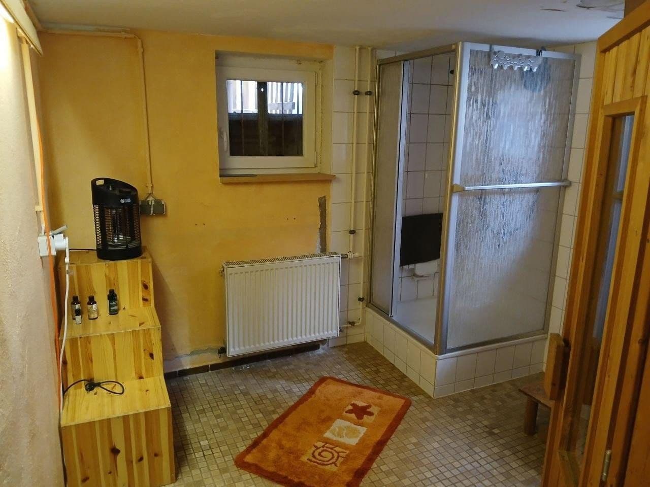 Predaj domu 277 m², pozemok 613 m², Niedernhausen, Hesensko Predaj domu 277 m², pozemok 613 m², Niedernhausen, Hesensko