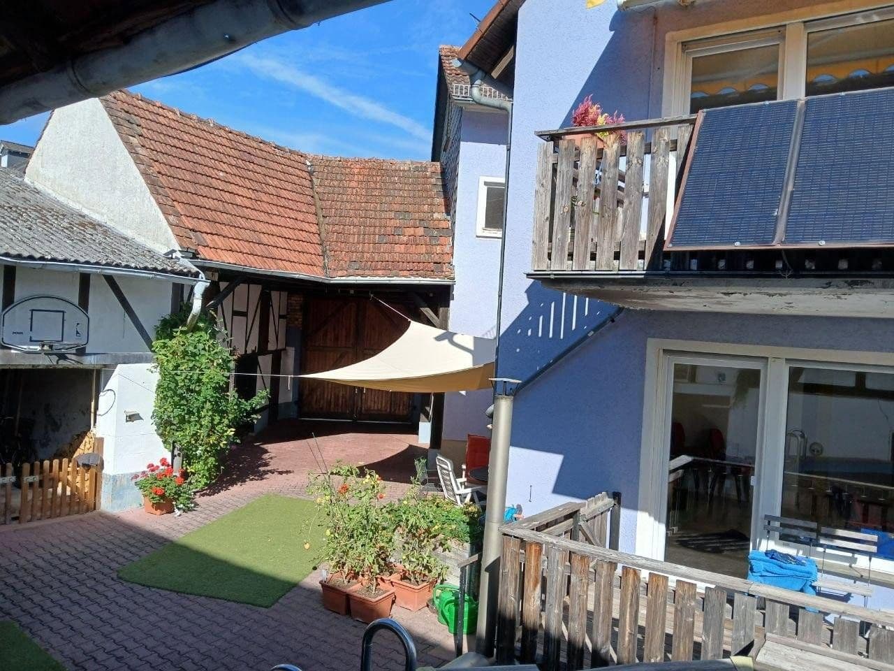Predaj domu 277 m², pozemok 613 m², Niedernhausen, Hesensko Predaj domu 277 m², pozemok 613 m², Niedernhausen, Hesensko