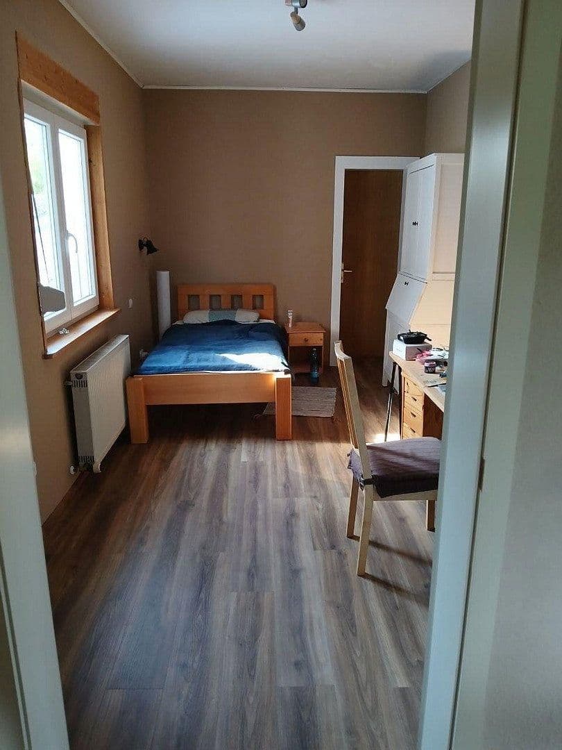 Predaj domu 277 m², pozemok 613 m², Niedernhausen, Hesensko Predaj domu 277 m², pozemok 613 m², Niedernhausen, Hesensko