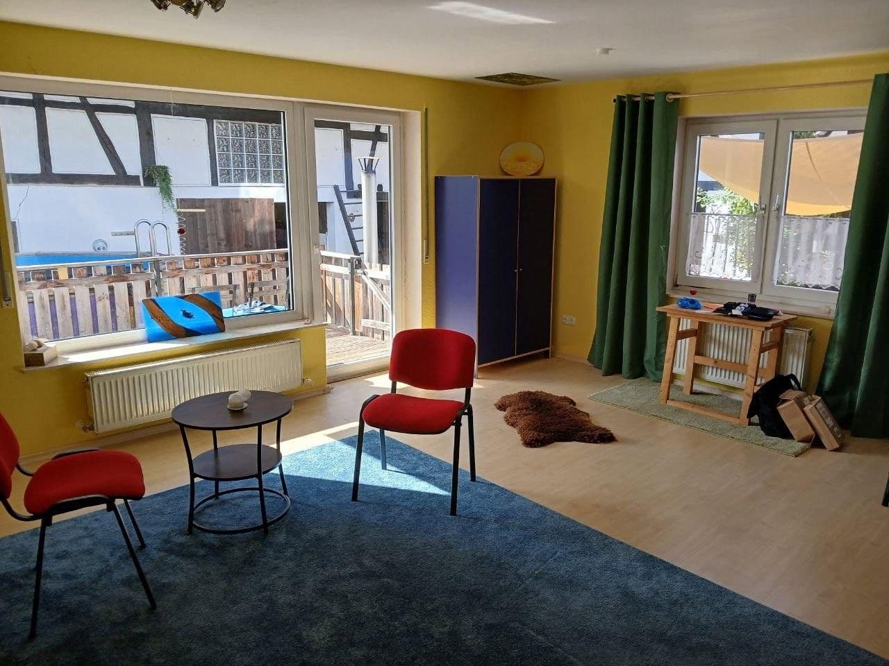 Predaj domu 277 m², pozemok 613 m², Niedernhausen, Hesensko Predaj domu 277 m², pozemok 613 m², Niedernhausen, Hesensko