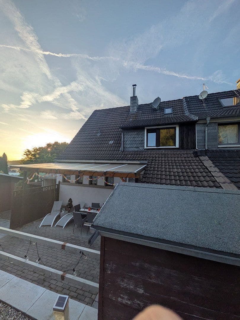 Predaj domu 160 m², pozemok 720 m², Wuppertal, Severné Porýnie - Westfálsko Predaj domu 160 m², pozemok 720 m², Wuppertal, Severné Porýnie - Westfálsko