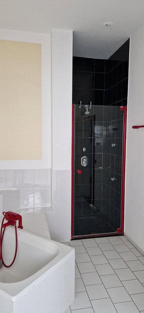 Prenájom bytu 4-izbový 113 m², Kastellaun, Porýnie-Falcko Prenájom bytu 4-izbový 113 m², Kastellaun, Porýnie-Falcko