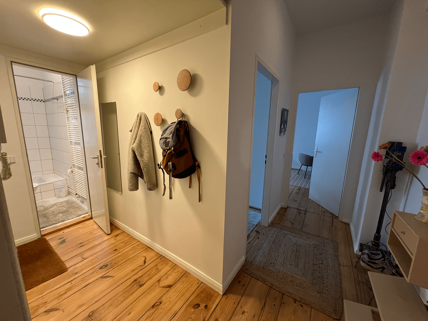 Prenájom bytu 2-izbový 50 m², Berlin, Berlín Prenájom bytu 2-izbový 50 m², Berlin, Berlín