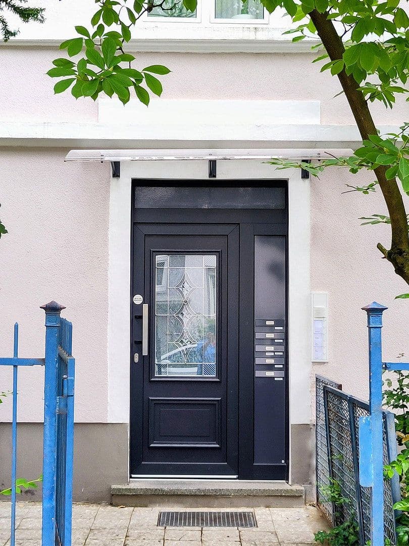 Predaj bytu 3-izbový 88 m², Frankfurt am Main, Hesensko Predaj bytu 3-izbový 88 m², Frankfurt am Main, Hesensko