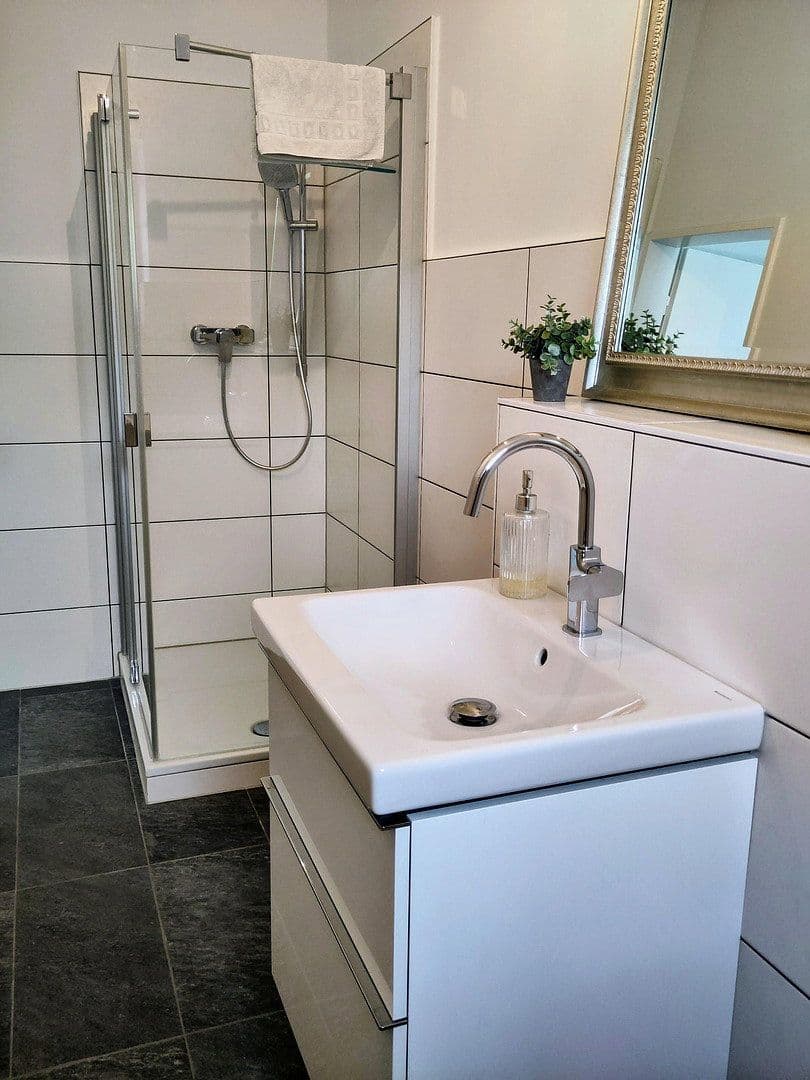 Predaj bytu 3-izbový 88 m², Frankfurt am Main, Hesensko Predaj bytu 3-izbový 88 m², Frankfurt am Main, Hesensko