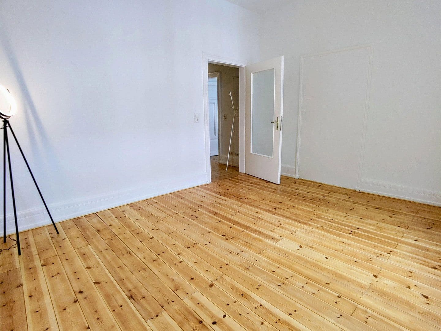Predaj bytu 3-izbový 88 m², Frankfurt am Main, Hesensko Predaj bytu 3-izbový 88 m², Frankfurt am Main, Hesensko