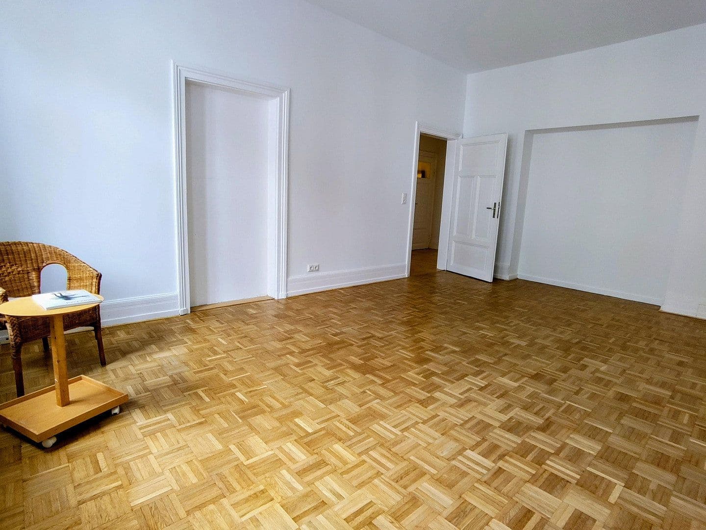 Predaj bytu 3-izbový 88 m², Frankfurt am Main, Hesensko Predaj bytu 3-izbový 88 m², Frankfurt am Main, Hesensko