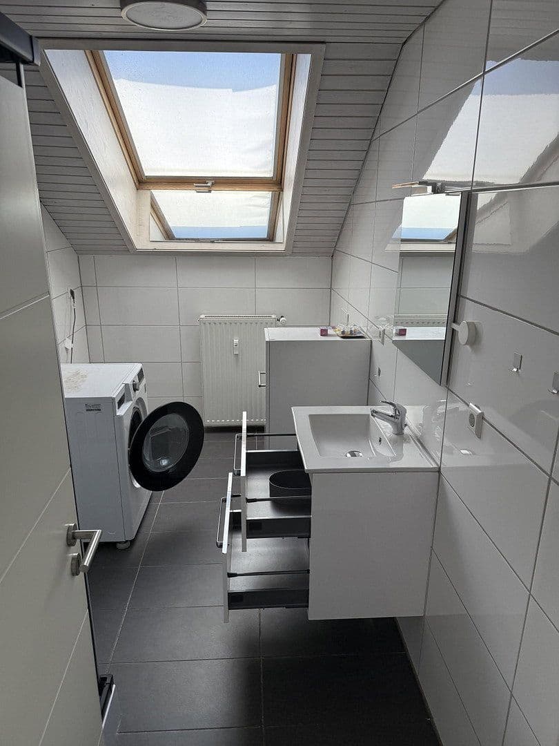 Prenájom bytu 3-izbový 90 m², Domhofstrasse 16, Weil am Rhein, Bádensko-Wurttembersko Prenájom bytu 3-izbový 90 m², Domhofstrasse 16, Weil am Rhein, Bádensko-Wurttembersko