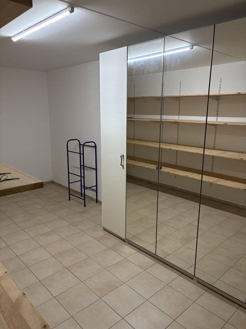 Predaj bytu 4-izbový 120 m², Marktstraße 10, Kipfenberg, Bavorsko Predaj bytu 4-izbový 120 m², Marktstraße 10, Kipfenberg, Bavorsko