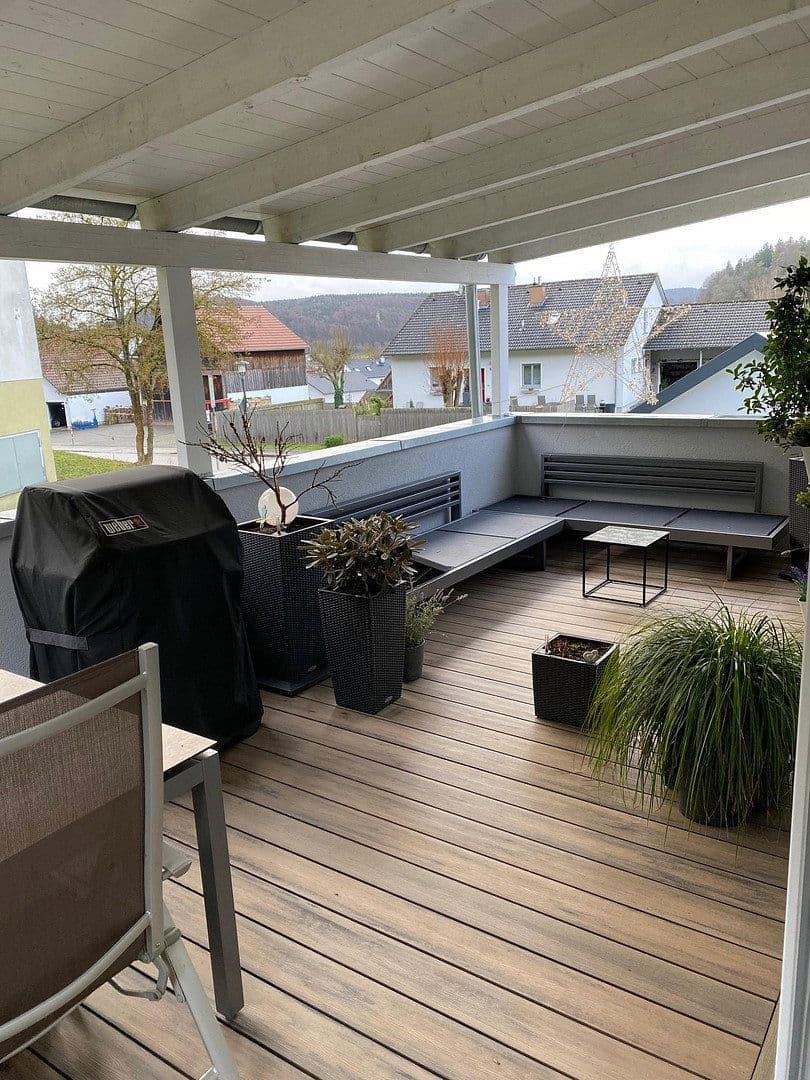 Predaj bytu 4-izbový 120 m², Marktstraße 10, Kipfenberg, Bavorsko Predaj bytu 4-izbový 120 m², Marktstraße 10, Kipfenberg, Bavorsko