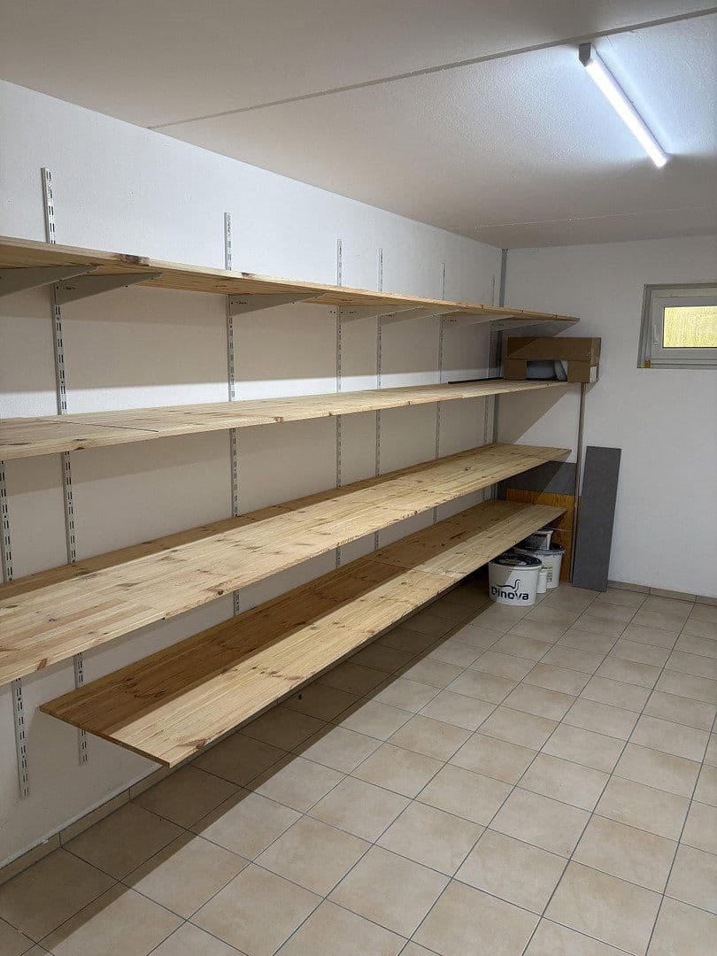 Predaj bytu 4-izbový 120 m², Marktstraße 10, Kipfenberg, Bavorsko Predaj bytu 4-izbový 120 m², Marktstraße 10, Kipfenberg, Bavorsko