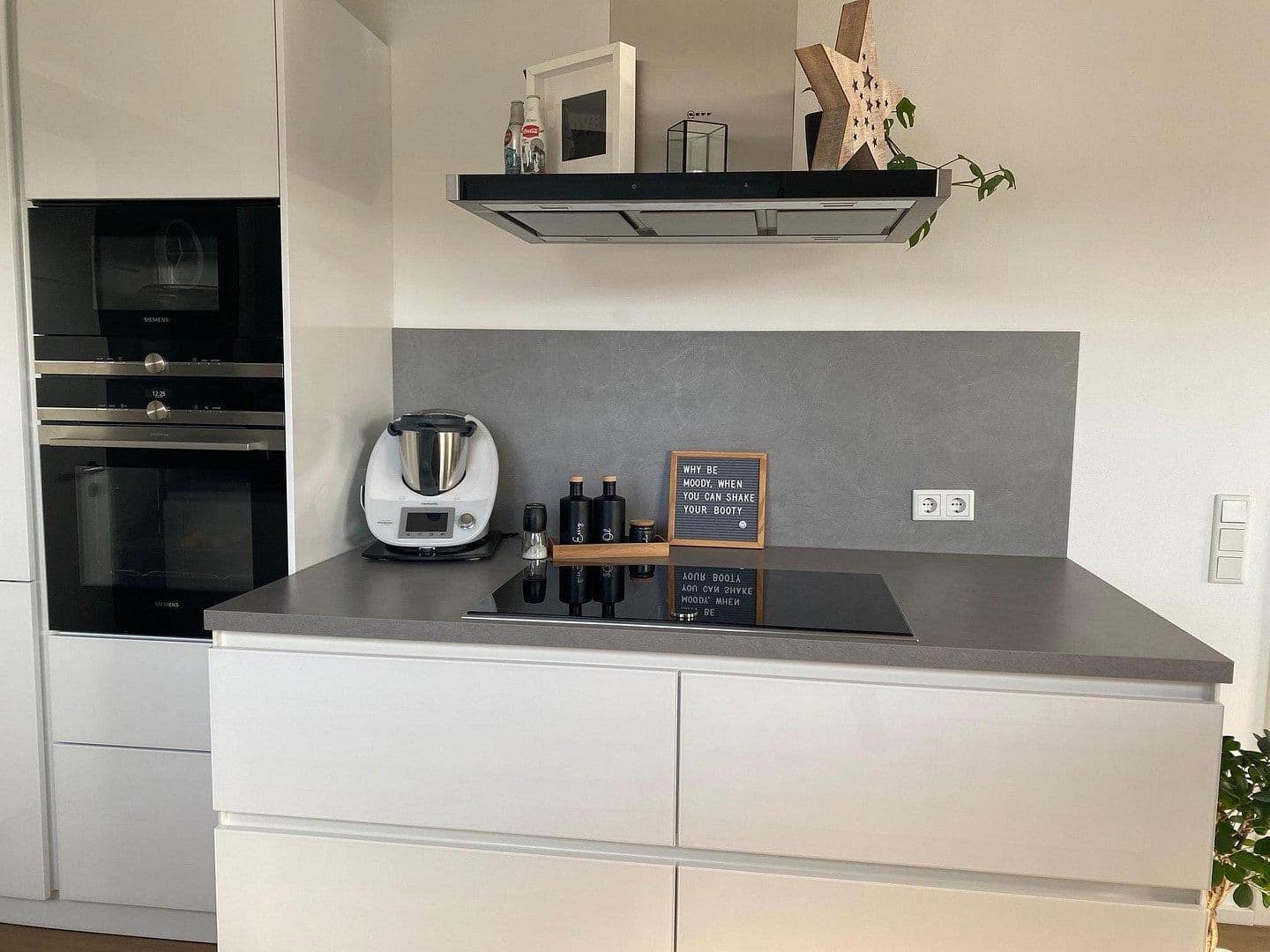 Predaj bytu 4-izbový 120 m², Marktstraße 10, Kipfenberg, Bavorsko Predaj bytu 4-izbový 120 m², Marktstraße 10, Kipfenberg, Bavorsko