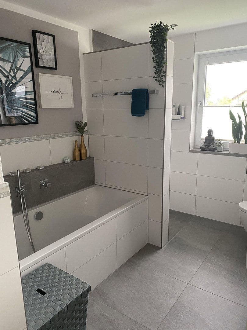 Predaj bytu 4-izbový 120 m², Marktstraße 10, Kipfenberg, Bavorsko Predaj bytu 4-izbový 120 m², Marktstraße 10, Kipfenberg, Bavorsko