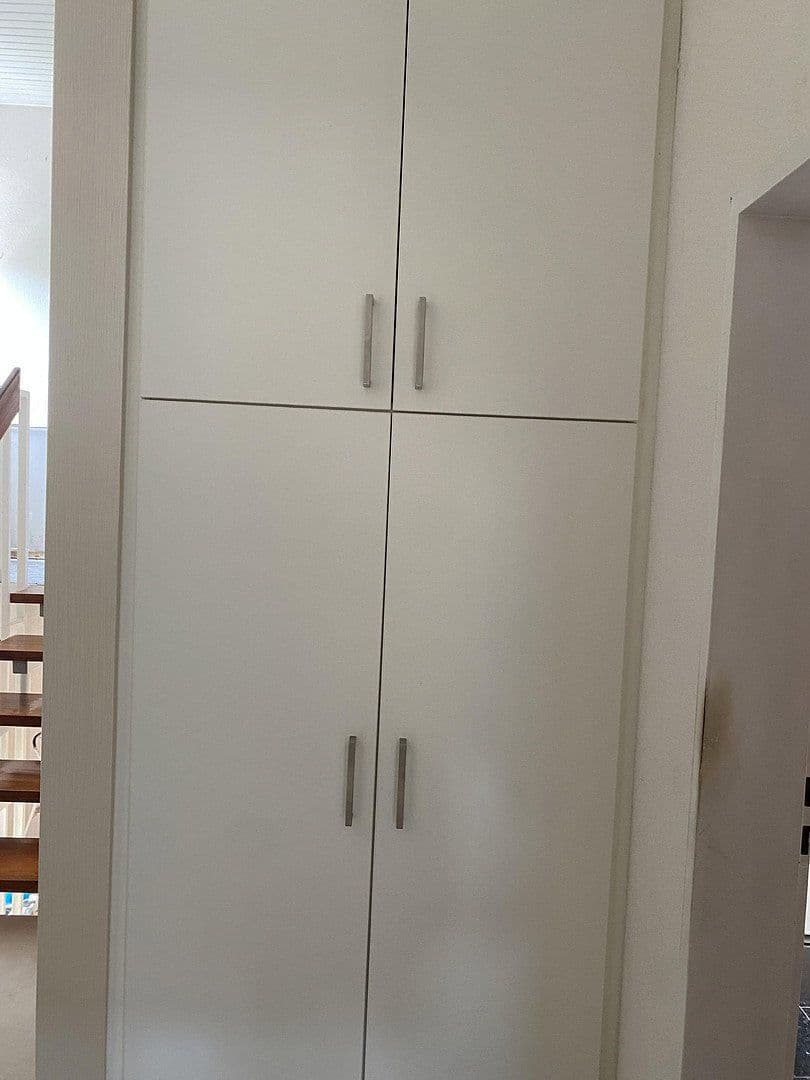 Predaj domu 122 m², pozemok 319 m², Untereisesheim, Bádensko-Wurttembersko Predaj domu 122 m², pozemok 319 m², Untereisesheim, Bádensko-Wurttembersko