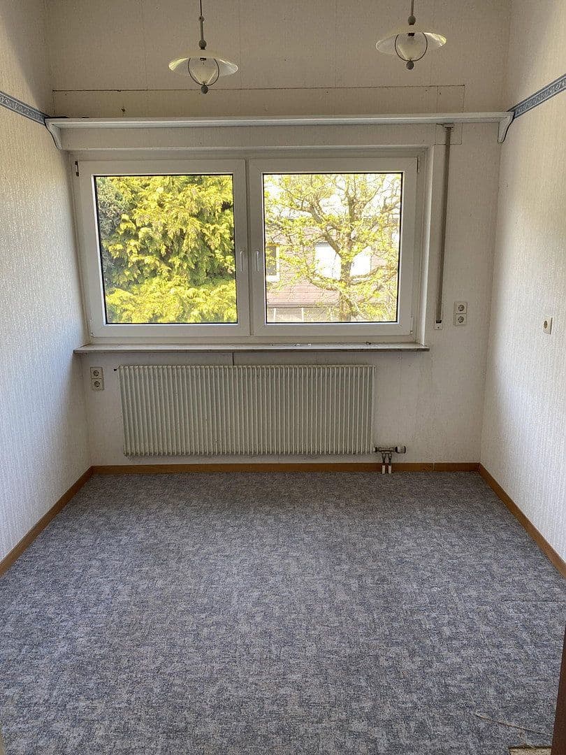 Predaj domu 122 m², pozemok 319 m², Untereisesheim, Bádensko-Wurttembersko Predaj domu 122 m², pozemok 319 m², Untereisesheim, Bádensko-Wurttembersko