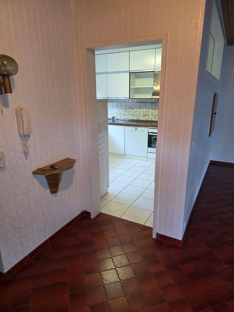 Predaj domu 122 m², pozemok 319 m², Untereisesheim, Bádensko-Wurttembersko Predaj domu 122 m², pozemok 319 m², Untereisesheim, Bádensko-Wurttembersko