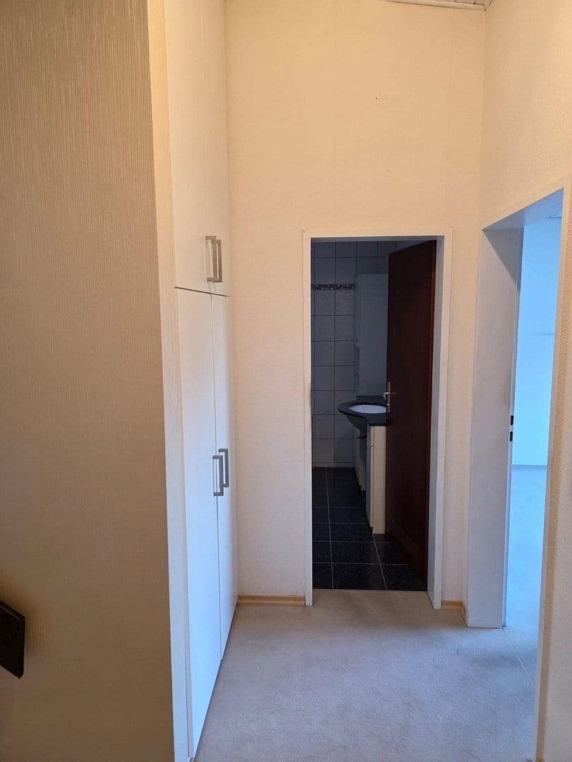 Predaj domu 122 m², pozemok 319 m², Untereisesheim, Bádensko-Wurttembersko Predaj domu 122 m², pozemok 319 m², Untereisesheim, Bádensko-Wurttembersko