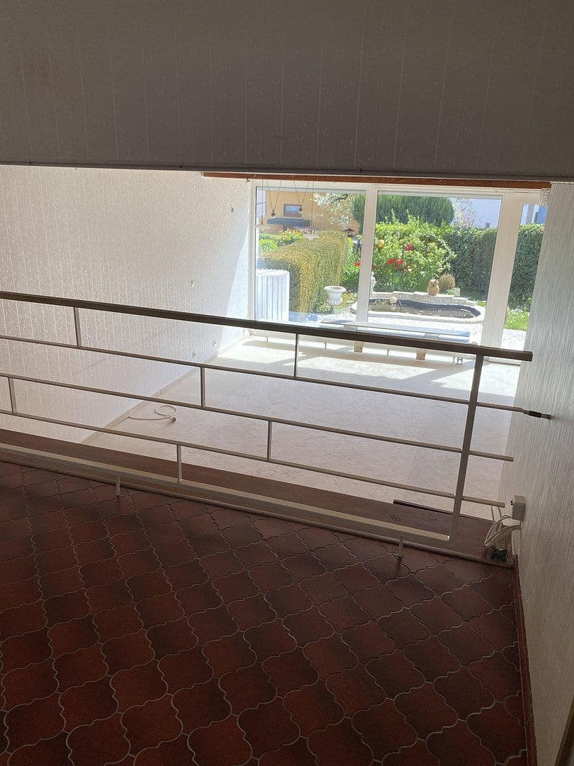 Predaj domu 122 m², pozemok 319 m², Untereisesheim, Bádensko-Wurttembersko Predaj domu 122 m², pozemok 319 m², Untereisesheim, Bádensko-Wurttembersko