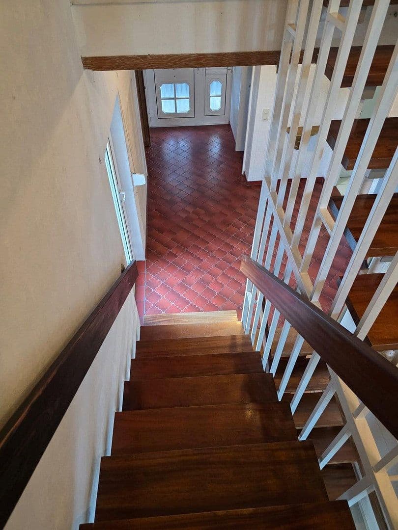 Predaj domu 122 m², pozemok 319 m², Untereisesheim, Bádensko-Wurttembersko Predaj domu 122 m², pozemok 319 m², Untereisesheim, Bádensko-Wurttembersko