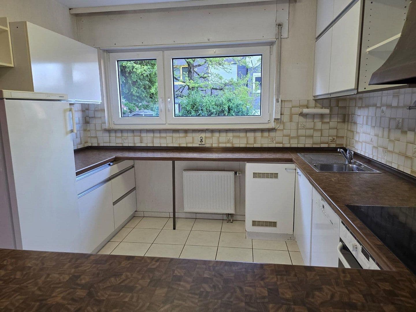 Predaj domu 122 m², pozemok 319 m², Untereisesheim, Bádensko-Wurttembersko Predaj domu 122 m², pozemok 319 m², Untereisesheim, Bádensko-Wurttembersko