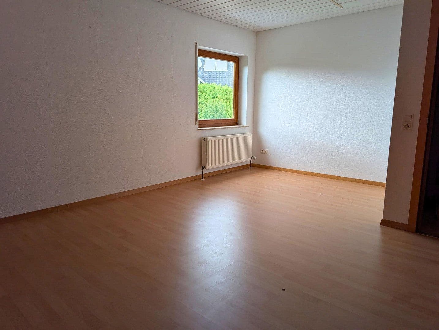 Prenájom bytu 3-izbový 85 m², Wüstenrot, Bádensko-Wurttembersko Prenájom bytu 3-izbový 85 m², Wüstenrot, Bádensko-Wurttembersko