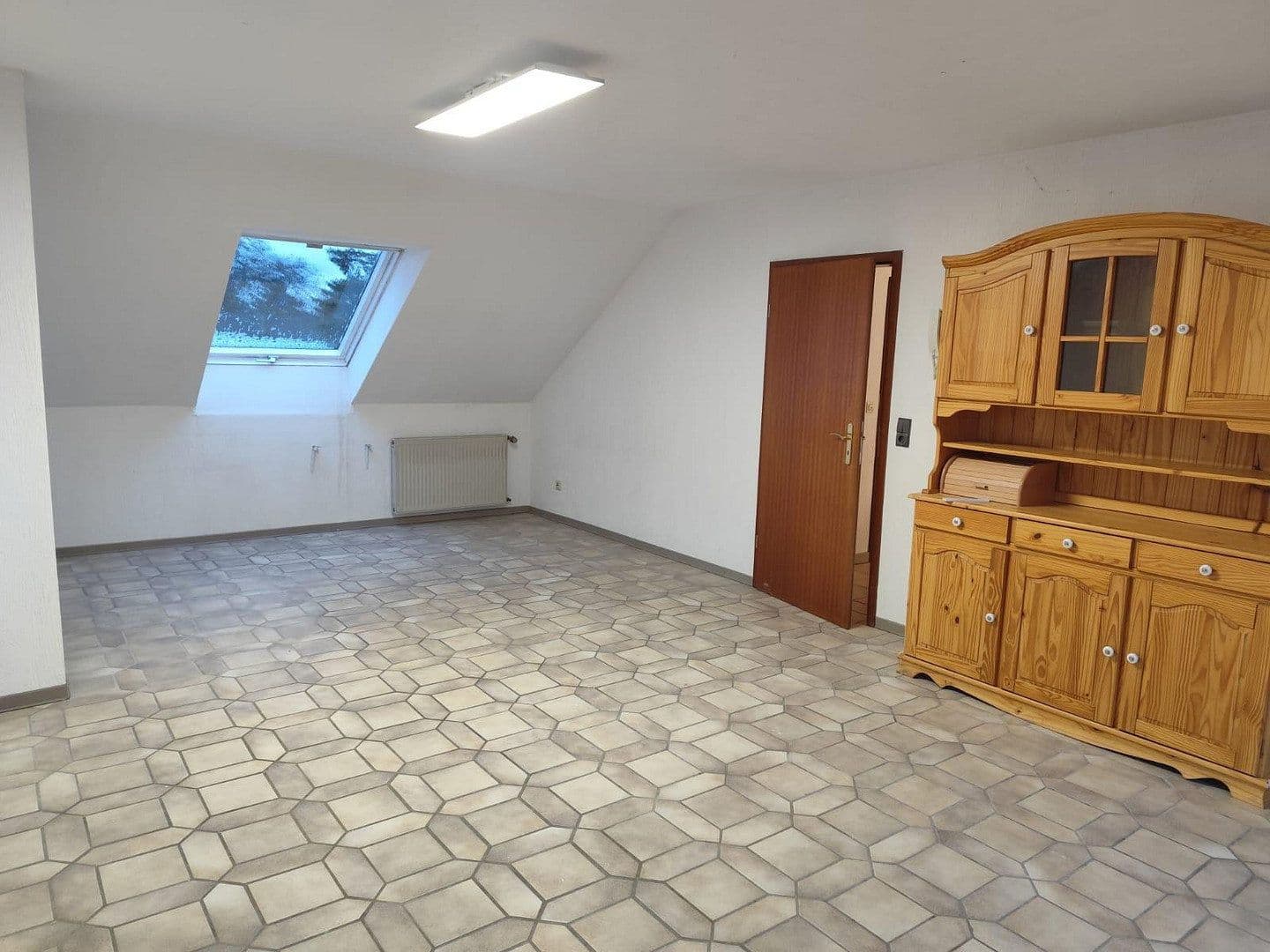 Predaj domu 261 m², pozemok 641 m², Düren, Severné Porýnie - Westfálsko Predaj domu 261 m², pozemok 641 m², Düren, Severné Porýnie - Westfálsko