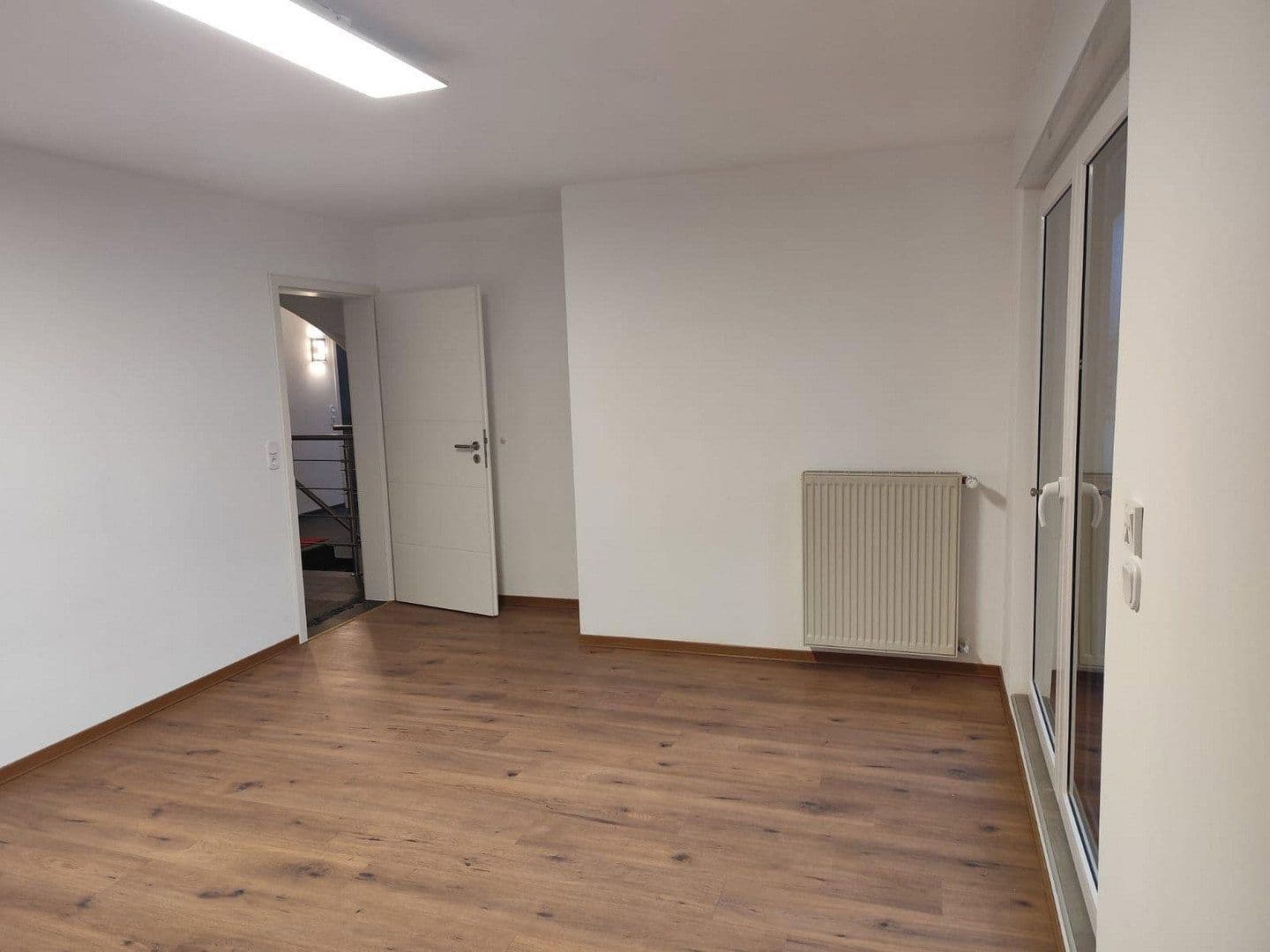 Predaj domu 261 m², pozemok 641 m², Düren, Severné Porýnie - Westfálsko Predaj domu 261 m², pozemok 641 m², Düren, Severné Porýnie - Westfálsko