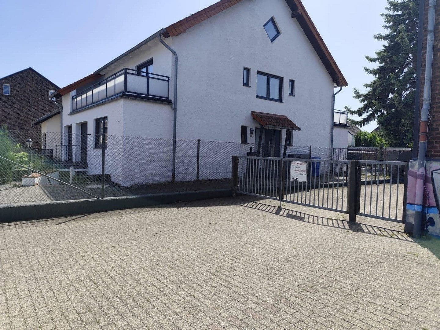 Predaj domu 261 m², pozemok 641 m², Düren, Severné Porýnie - Westfálsko Predaj domu 261 m², pozemok 641 m², Düren, Severné Porýnie - Westfálsko