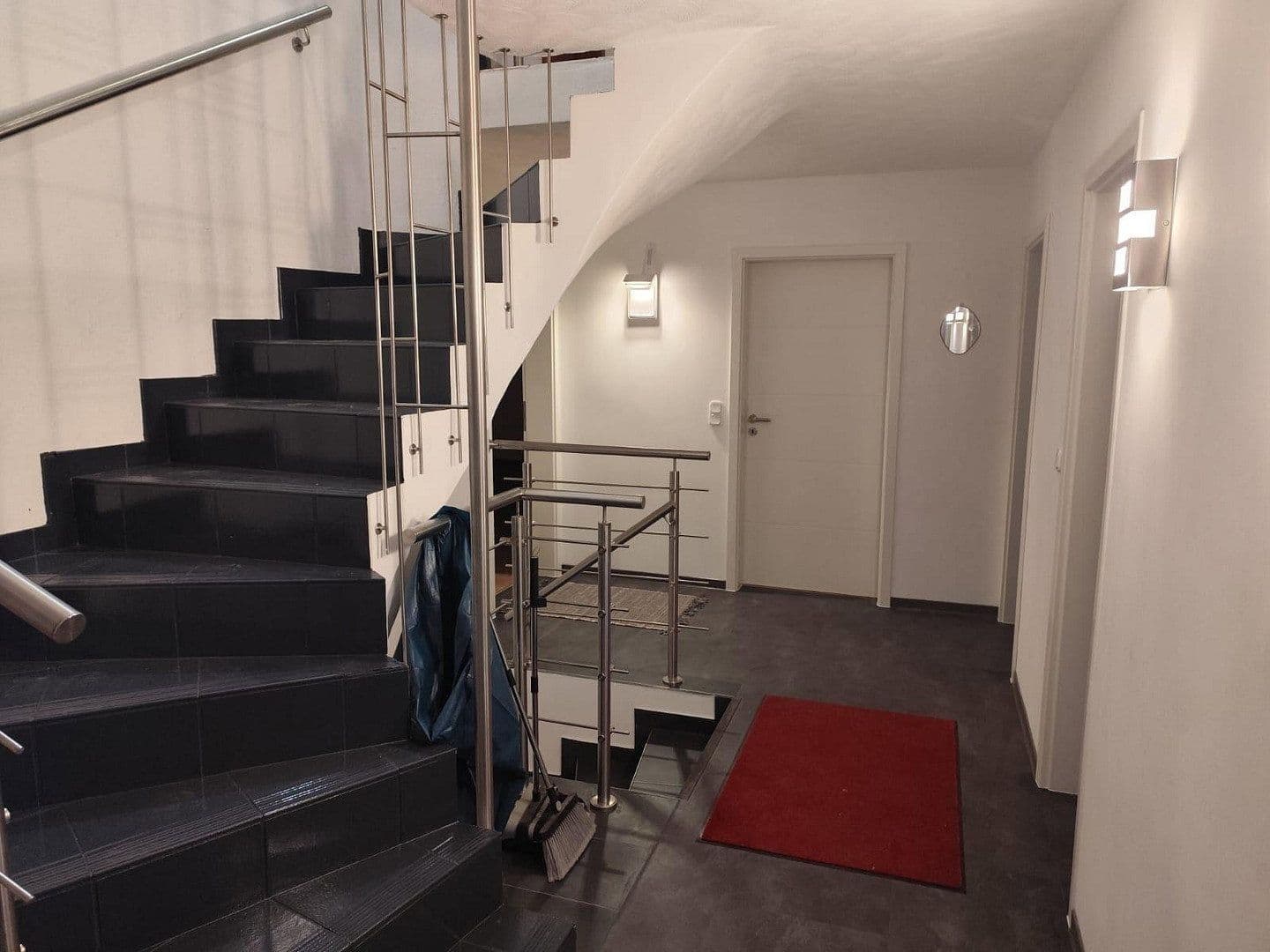 Predaj domu 261 m², pozemok 641 m², Düren, Severné Porýnie - Westfálsko Predaj domu 261 m², pozemok 641 m², Düren, Severné Porýnie - Westfálsko