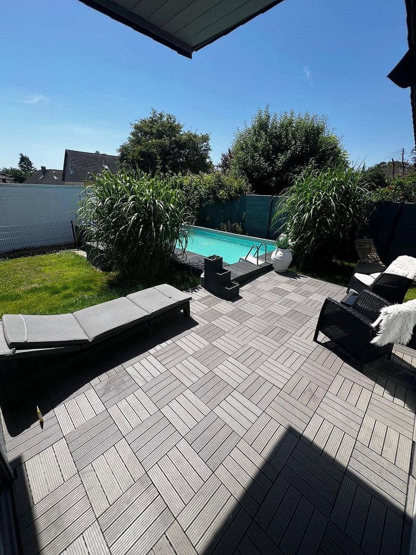 Predaj domu 167 m², pozemok 702 m², Wedemark, Dolné Sasko Predaj domu 167 m², pozemok 702 m², Wedemark, Dolné Sasko