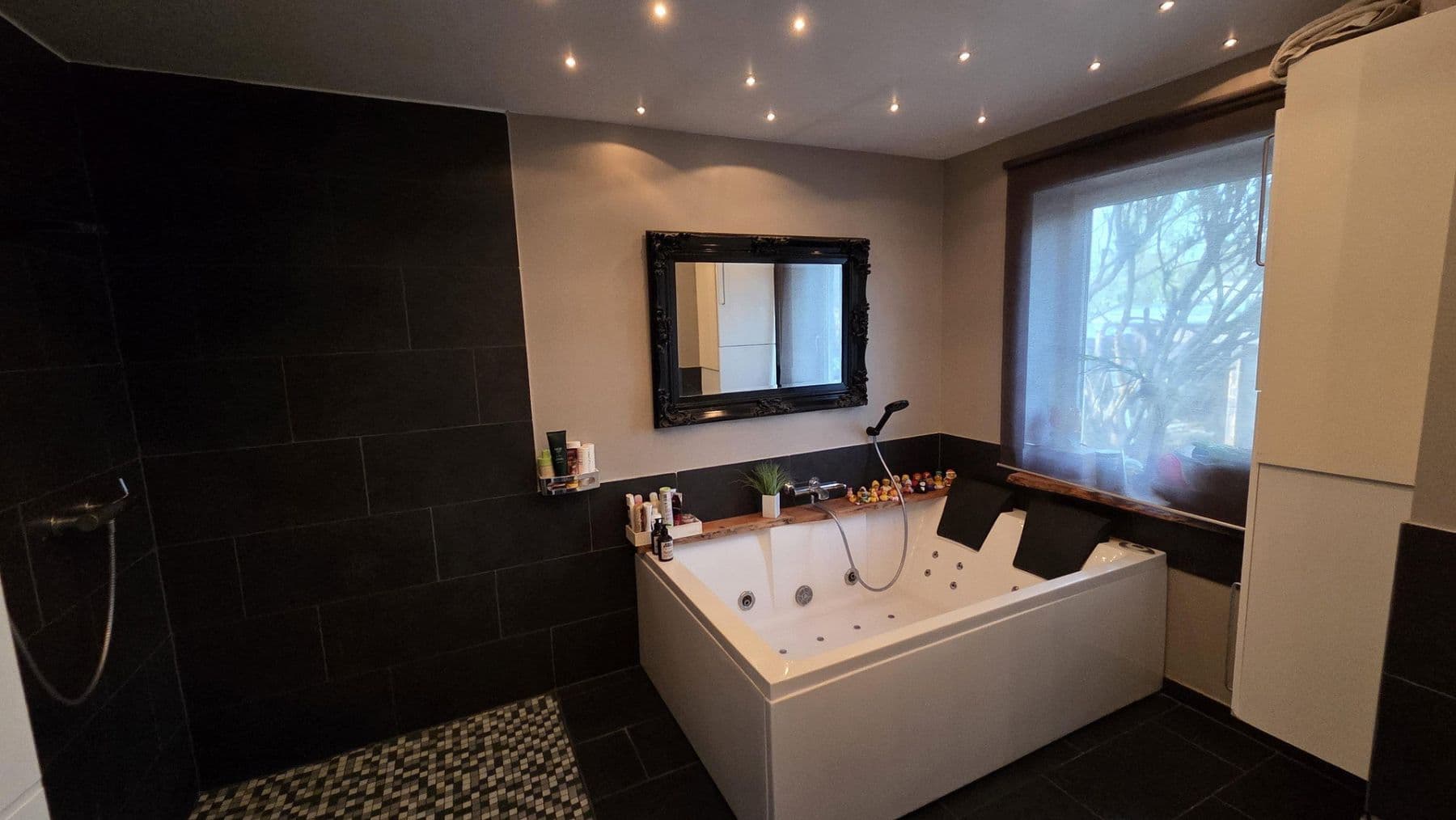 Predaj domu 167 m², pozemok 702 m², Wedemark, Dolné Sasko Predaj domu 167 m², pozemok 702 m², Wedemark, Dolné Sasko
