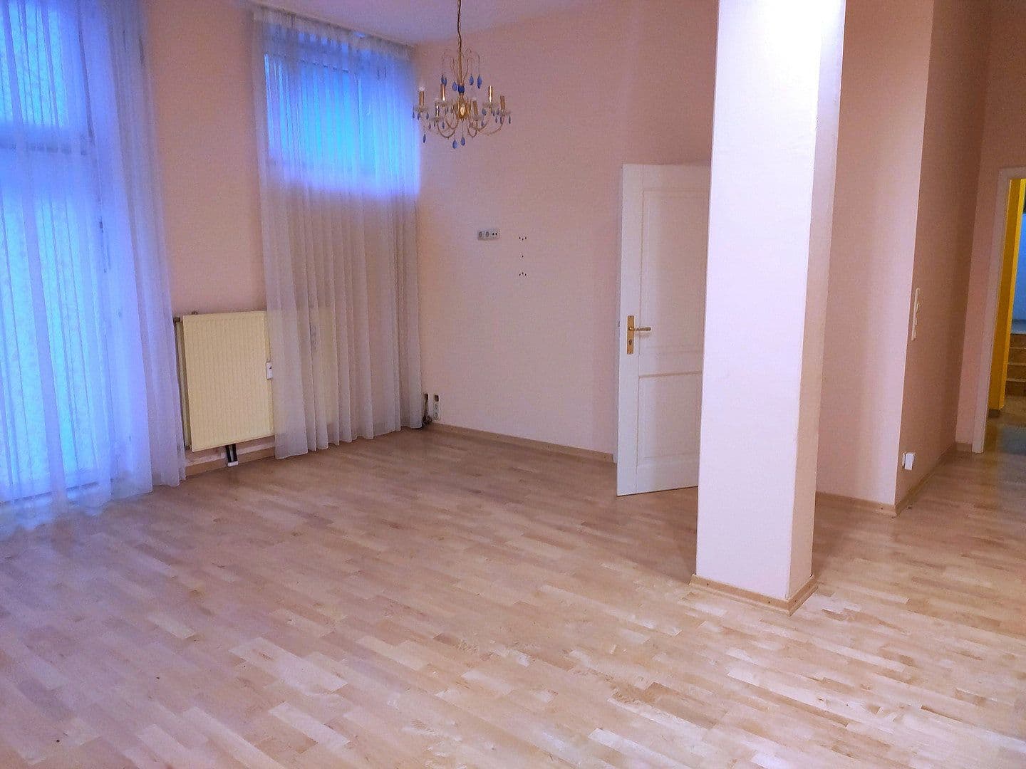 Predaj kancelárie 260 m², München, Bavorsko Predaj kancelárie 260 m², München, Bavorsko