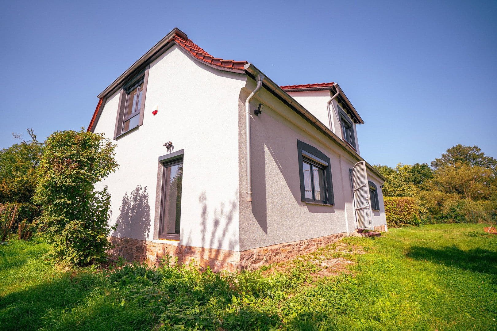 Predaj domu 238 m², pozemok 1.866 m², Zerbst/Anhalt, Sasko-Anhaltsko Predaj domu 238 m², pozemok 1.866 m², Zerbst/Anhalt, Sasko-Anhaltsko