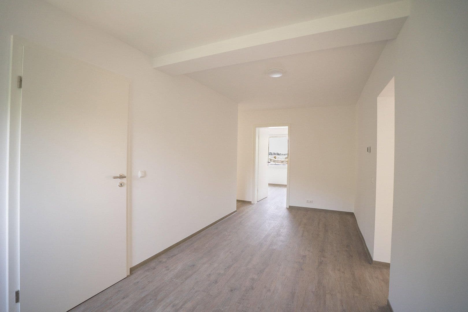 Predaj domu 238 m², pozemok 1.866 m², Zerbst/Anhalt, Sasko-Anhaltsko Predaj domu 238 m², pozemok 1.866 m², Zerbst/Anhalt, Sasko-Anhaltsko