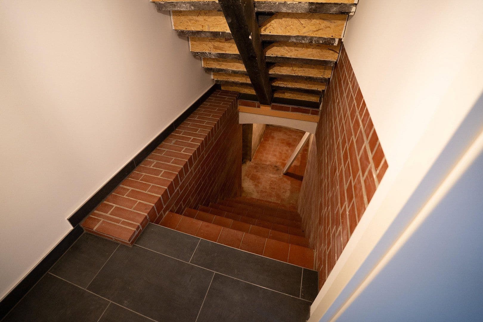 Predaj domu 238 m², pozemok 1.866 m², Zerbst/Anhalt, Sasko-Anhaltsko Predaj domu 238 m², pozemok 1.866 m², Zerbst/Anhalt, Sasko-Anhaltsko