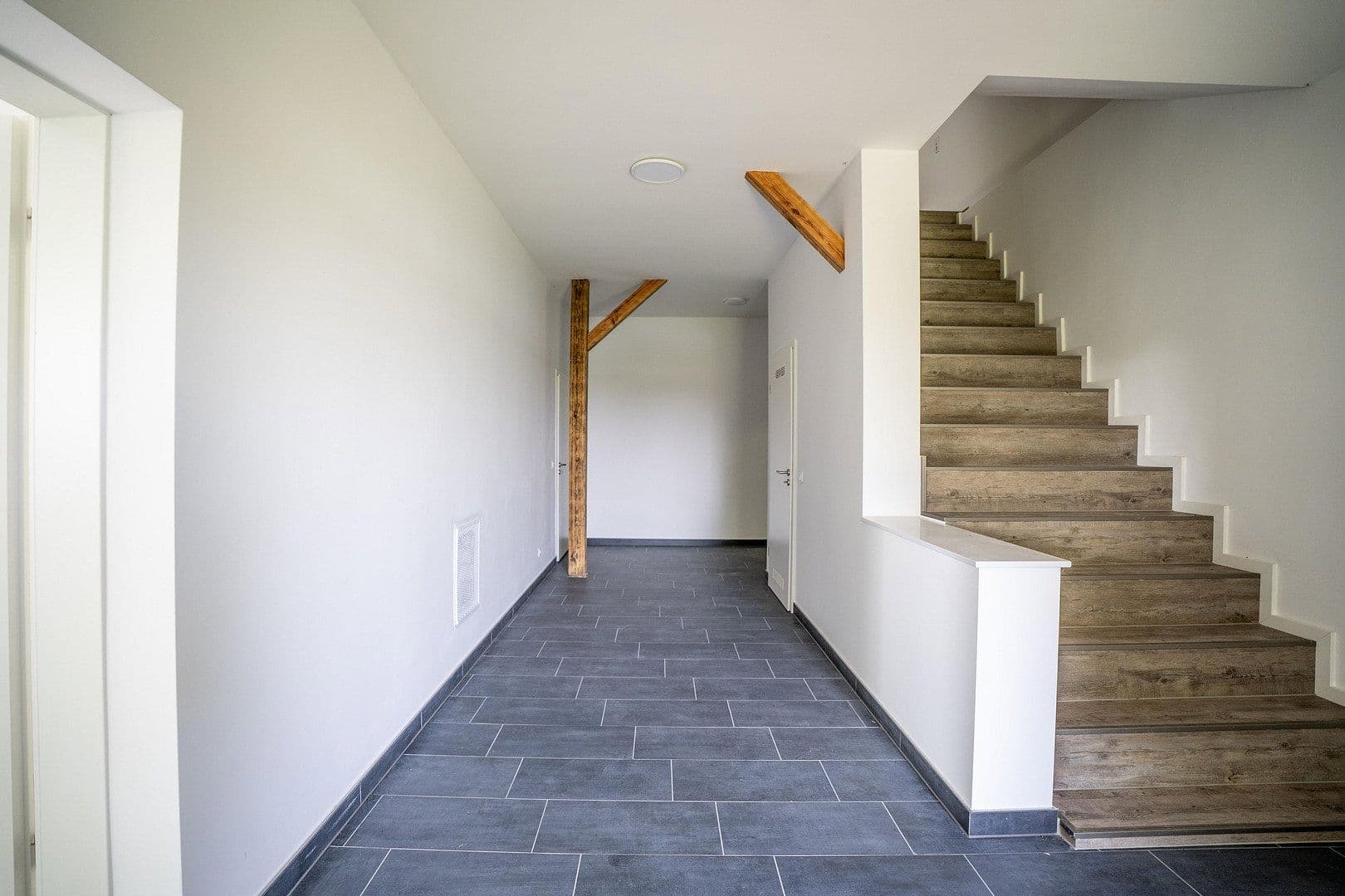 Predaj domu 238 m², pozemok 1.866 m², Zerbst/Anhalt, Sasko-Anhaltsko Predaj domu 238 m², pozemok 1.866 m², Zerbst/Anhalt, Sasko-Anhaltsko