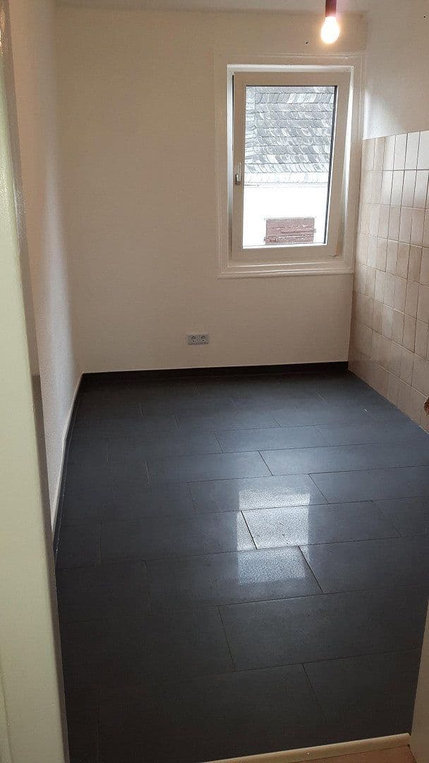 Predaj domu 280 m², pozemok 4.650 m², Peterswald-Löffelscheid, Porýnie-Falcko Predaj domu 280 m², pozemok 4.650 m², Peterswald-Löffelscheid, Porýnie-Falcko