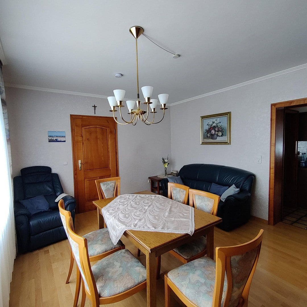 Predaj domu 280 m², pozemok 4.650 m², Peterswald-Löffelscheid, Porýnie-Falcko Predaj domu 280 m², pozemok 4.650 m², Peterswald-Löffelscheid, Porýnie-Falcko