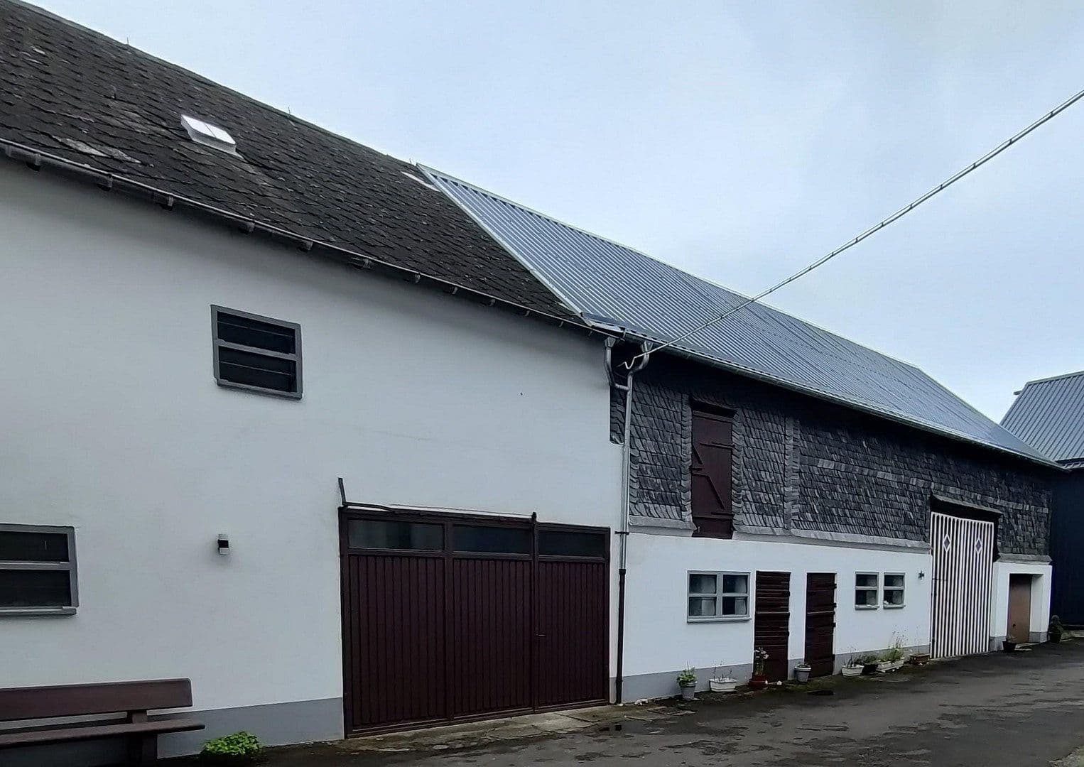 Predaj domu 280 m², pozemok 4.650 m², Peterswald-Löffelscheid, Porýnie-Falcko Predaj domu 280 m², pozemok 4.650 m², Peterswald-Löffelscheid, Porýnie-Falcko