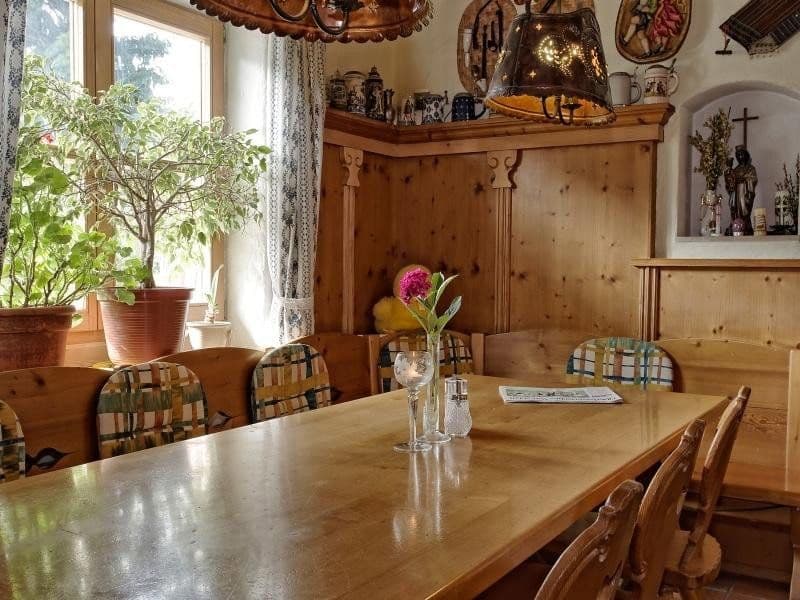 Predaj domu 330 m², pozemok 843 m², Kirchstrasse 22 / OT Sachrang, Aschau im Chiemgau, OT Sachrang, Bavorsko Predaj domu 330 m², pozemok 843 m², Kirchstrasse 22 / OT Sachrang, Aschau im Chiemgau, OT Sachrang, Bavorsko
