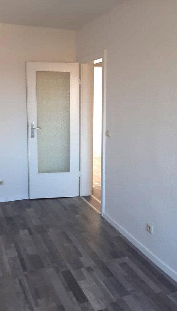 Prenájom bytu 3-izbový 58 m², Lüttewitz 7, Döbeln, Sasko Prenájom bytu 3-izbový 58 m², Lüttewitz 7, Döbeln, Sasko